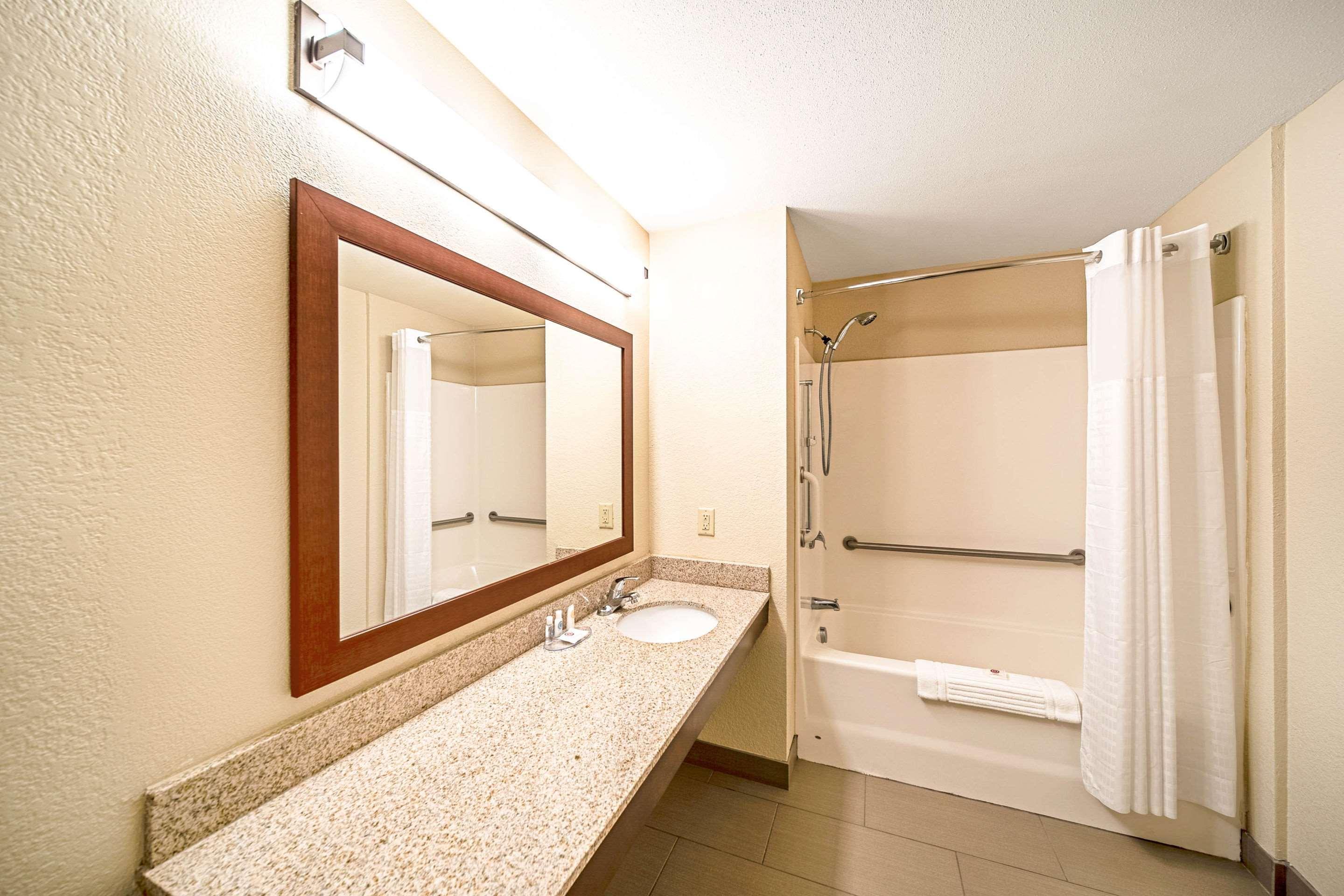 Comfort Inn&Suites Independence Buitenkant foto